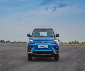 Mahindra XUV400 EV